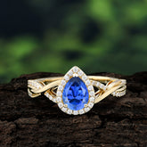 Dazzling 3 - Prong Pear-Cut Sapphire Engagement Ring